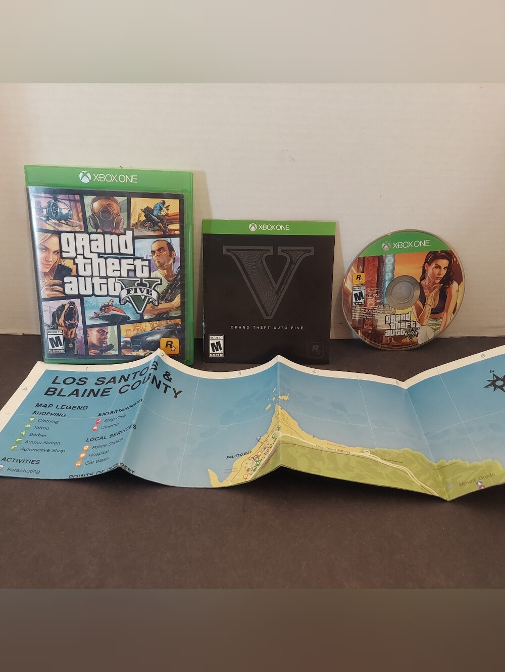 Grand Theft Auto V Microsoft Xbox One GTA Grand theft auto 5 complete Map manual